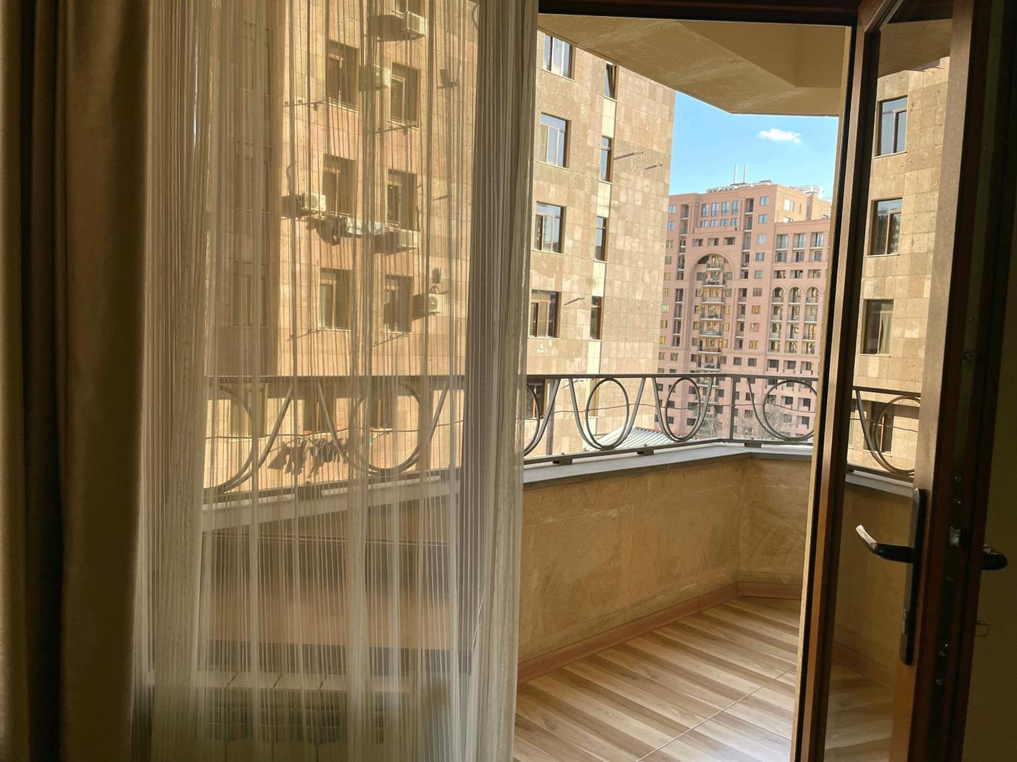 Arami Apartment Erivan Exterior foto